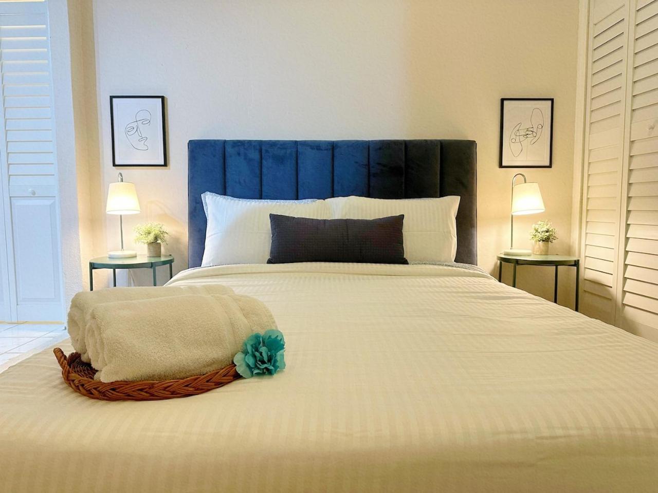 Apartment Jetsetter's Retreat Chic Minutes From Sju San Juan