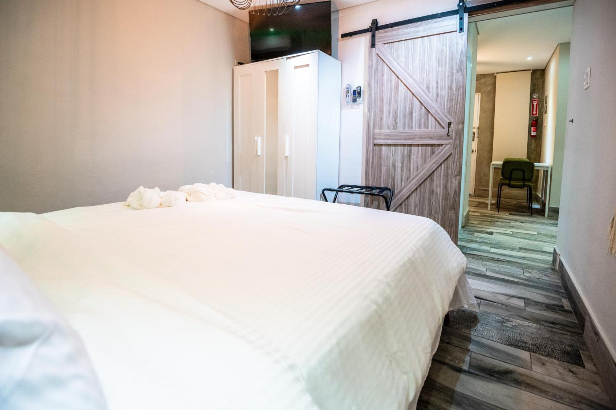Tapia Haus 103 Hotel