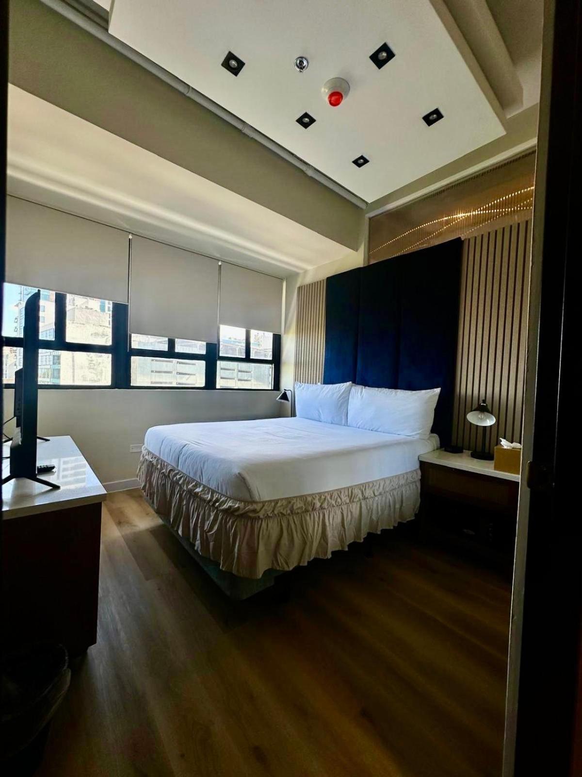 Metro Art Hotel 3*
