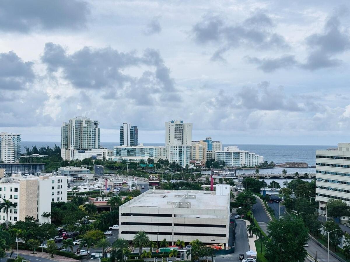 Front To Convention Center And Tmobil District, Close To The *