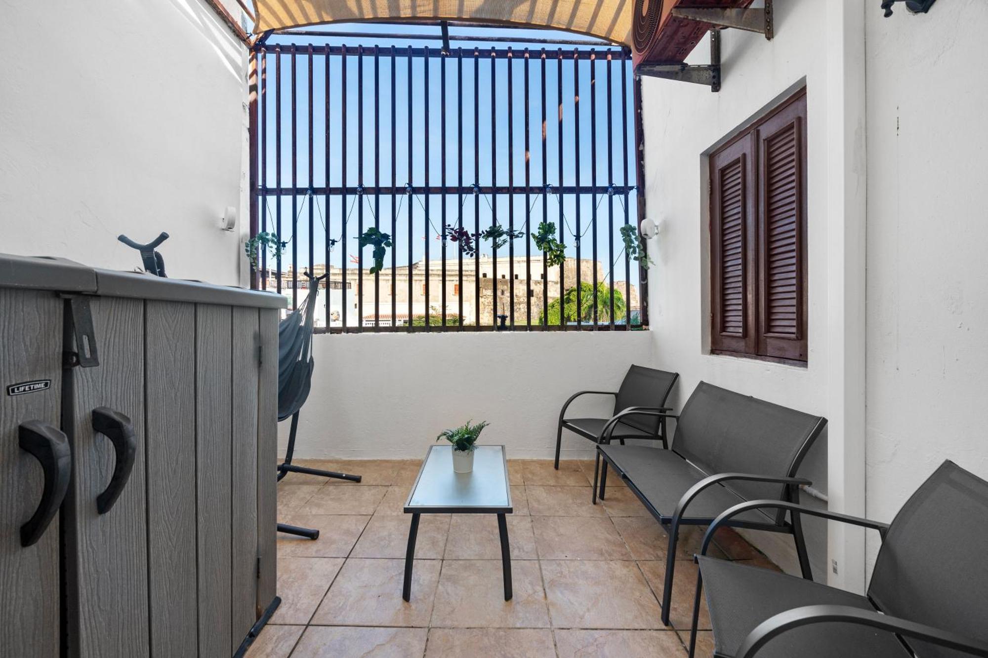 Apartment Otium With Terrace In Old *