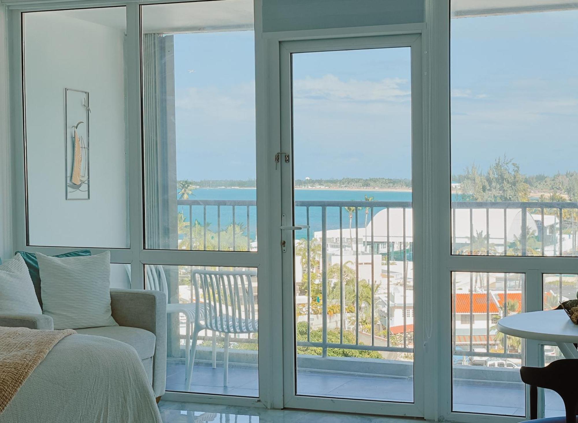 Esj Exclusive Beachfront San Juan
