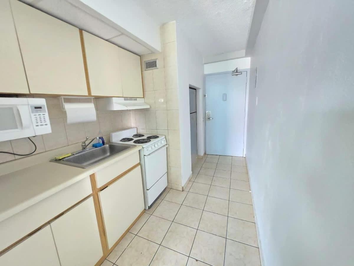 Steps From The - Dining & Nightlife Nearby * San Juan