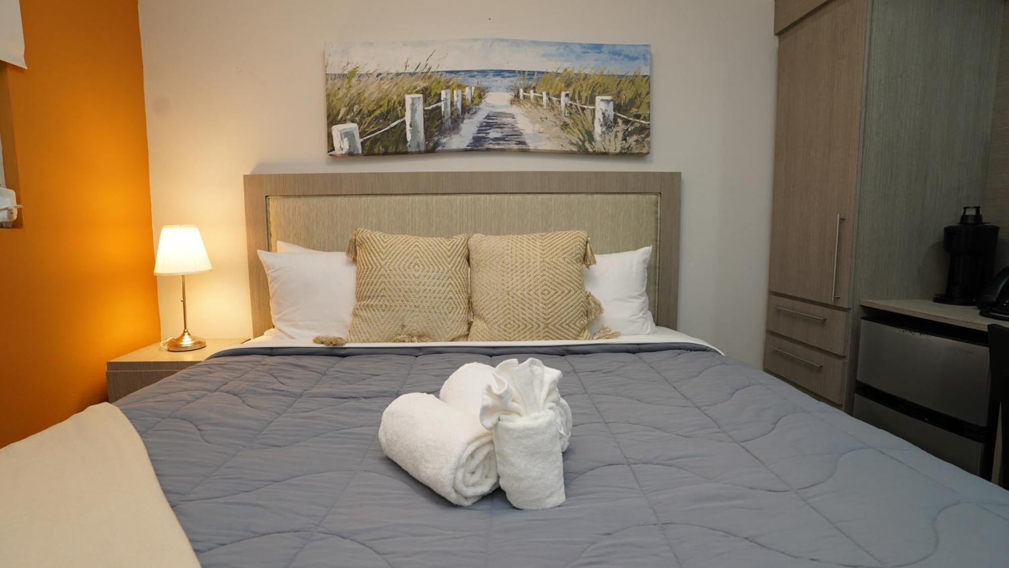 Aparthotel La Placita Hotel-suite 204 San Juan