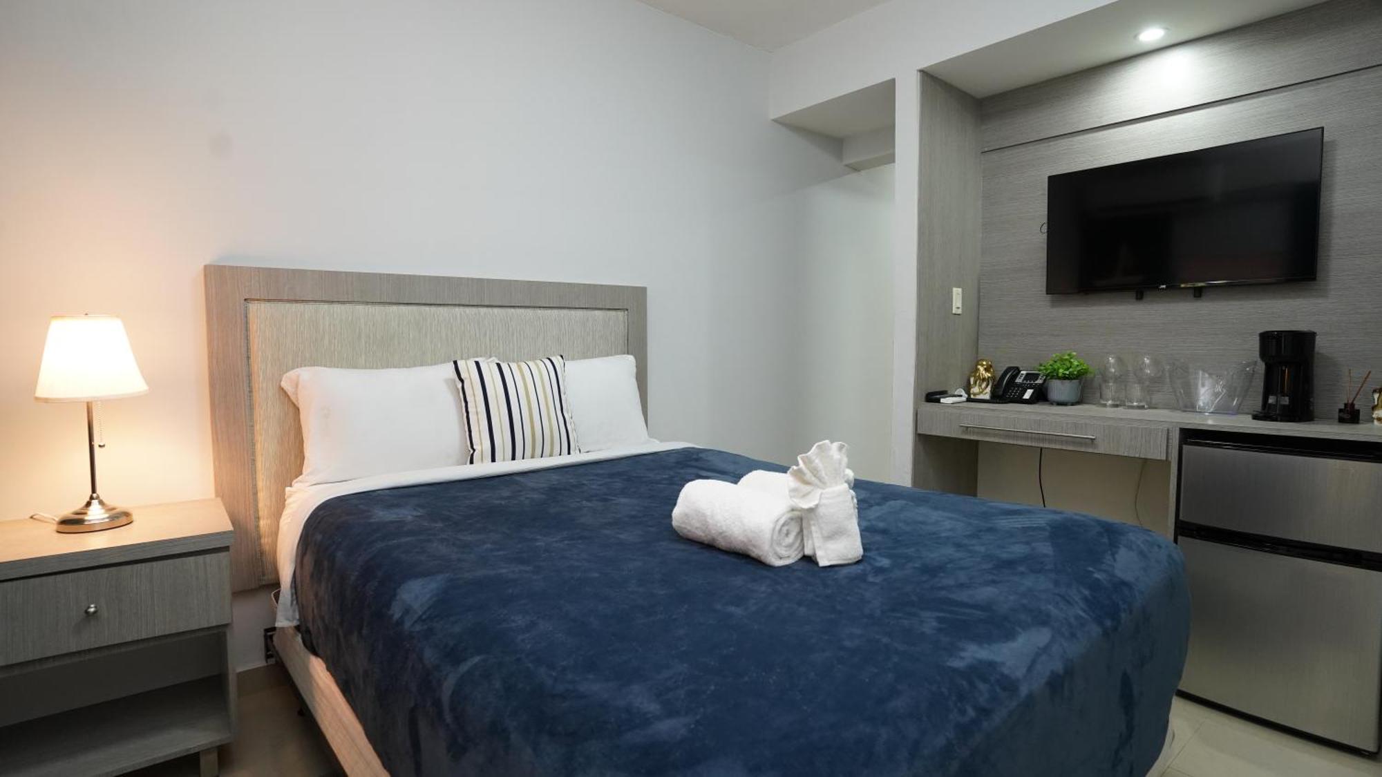 La Placita Hotel-suite 203