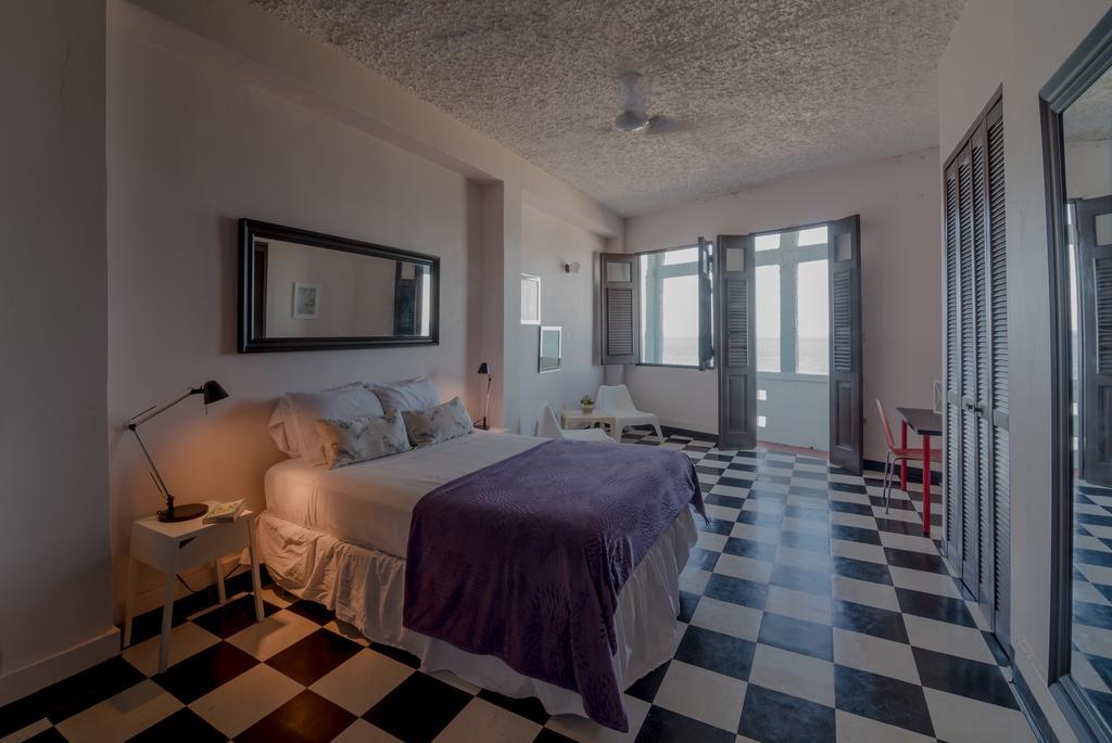 Aparthotel La Capitana Old Building