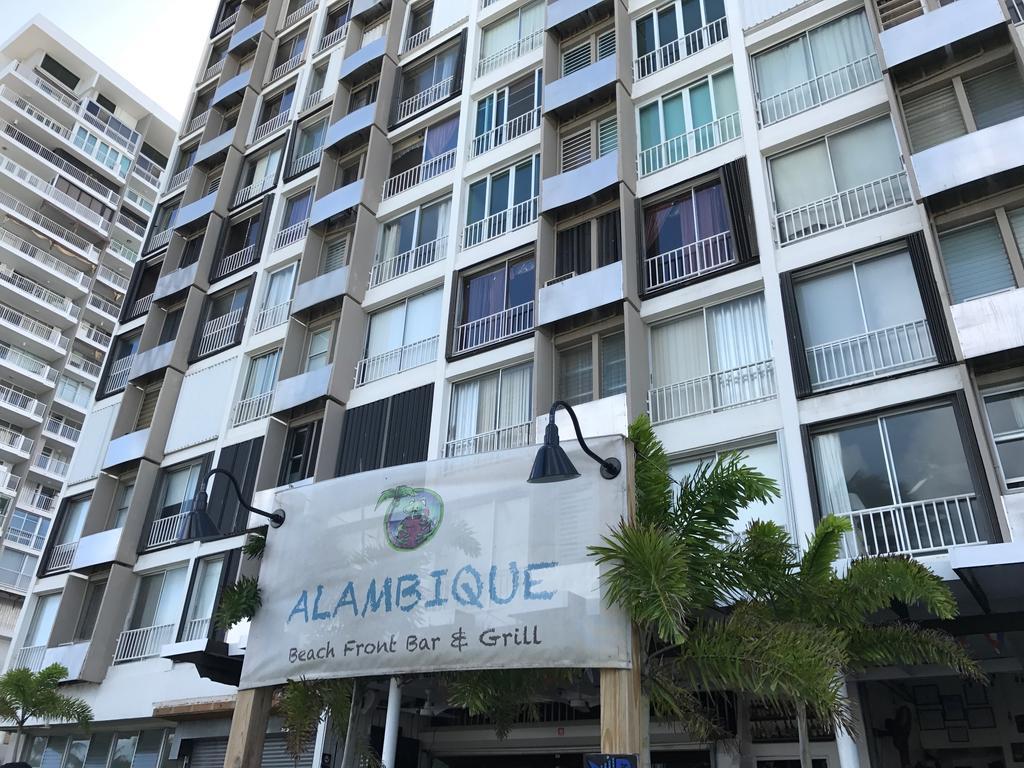Apartment Racquet Club *