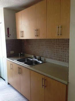 Apartment Racquet Club *