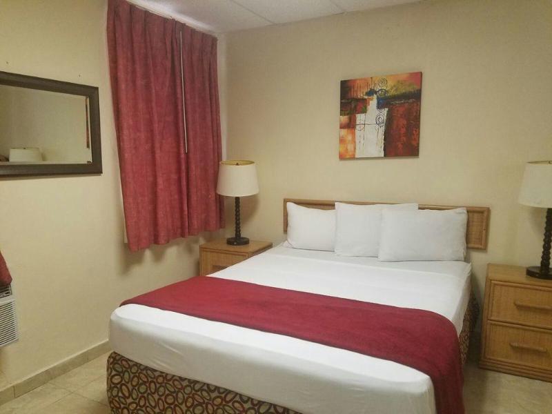 Sandy Hotel 2*