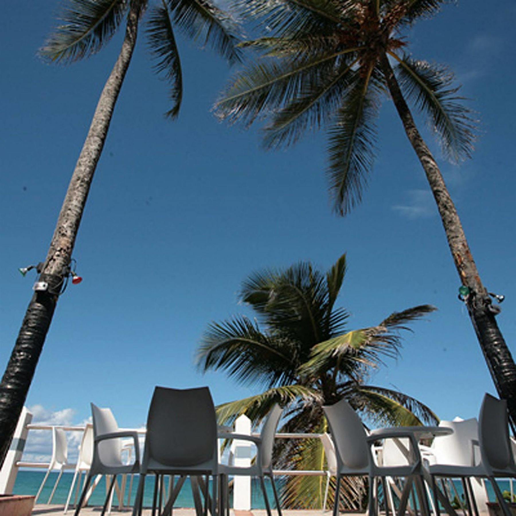 The Tryst Beachfront Hotel 3*
