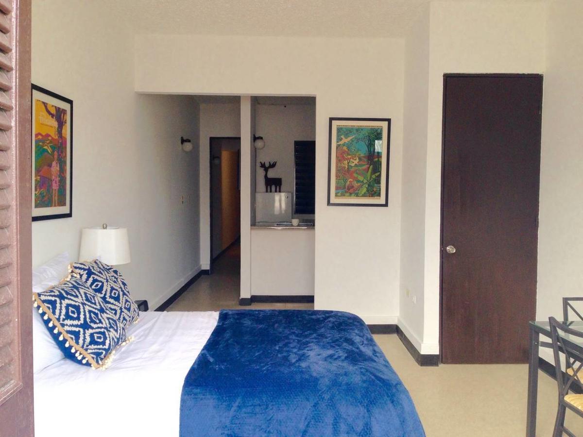 Aparthotel La Capitana Old Building San Juan