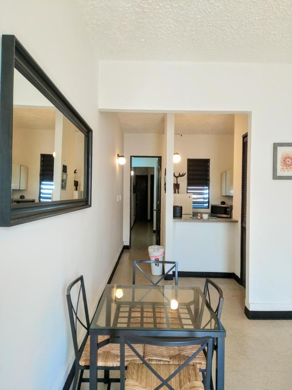 Aparthotel La Capitana Old Building San Juan