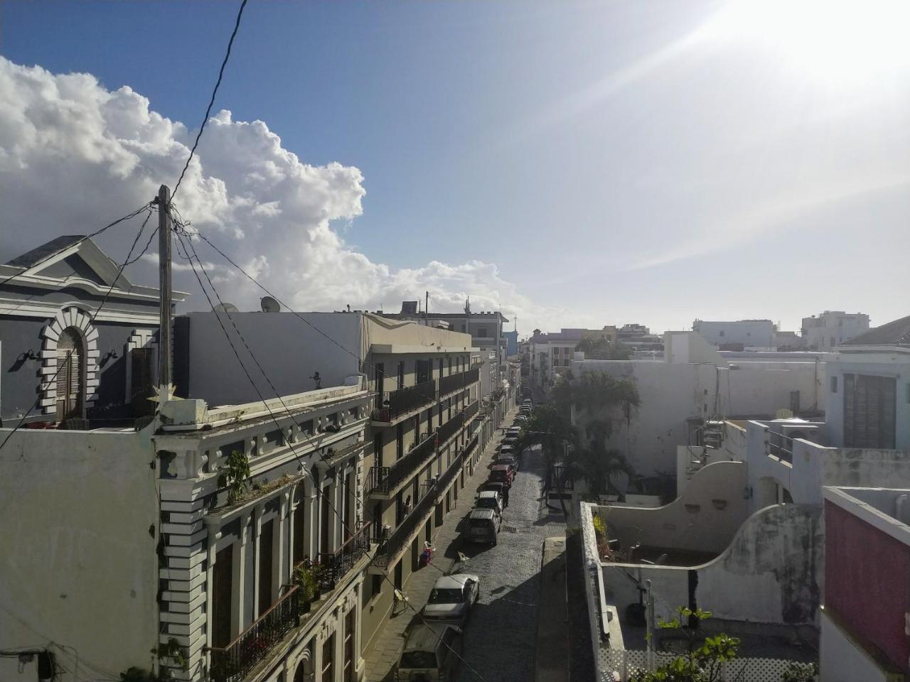 Aparthotel La Capitana Old Building San Juan