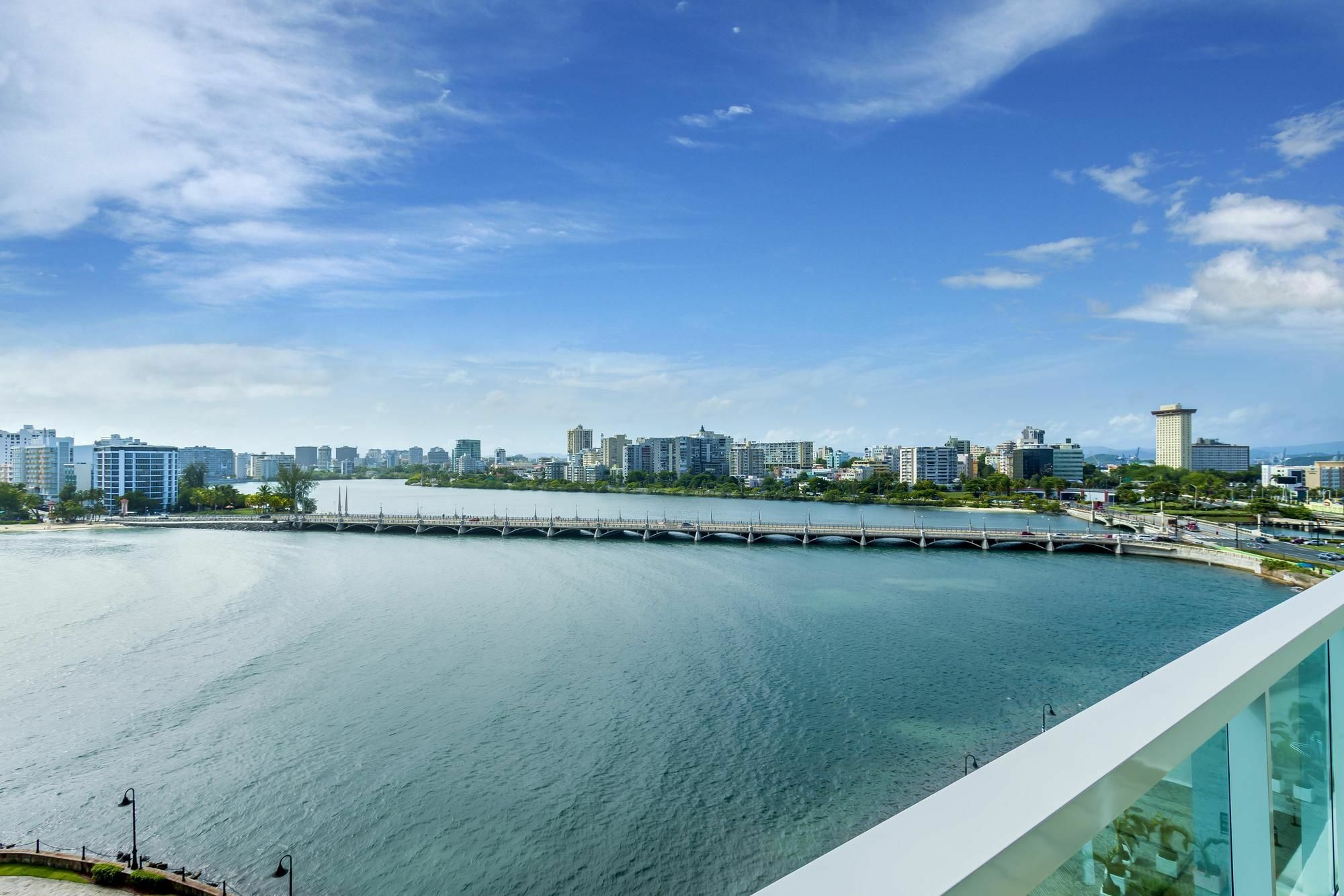 Condado Lagoon At Caribe Hilton 4*
