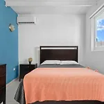 Otium With Pool Pet Friendly Near The Beach
