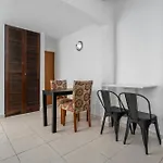 Otium With Pool Pet Friendly Near The Beach