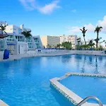 Esj Towers Jr One Bedroom - Beachfront Top Location View Lux!