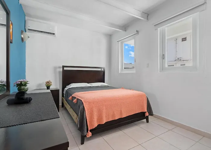 Otium With Pool Pet Friendly Near The Beach