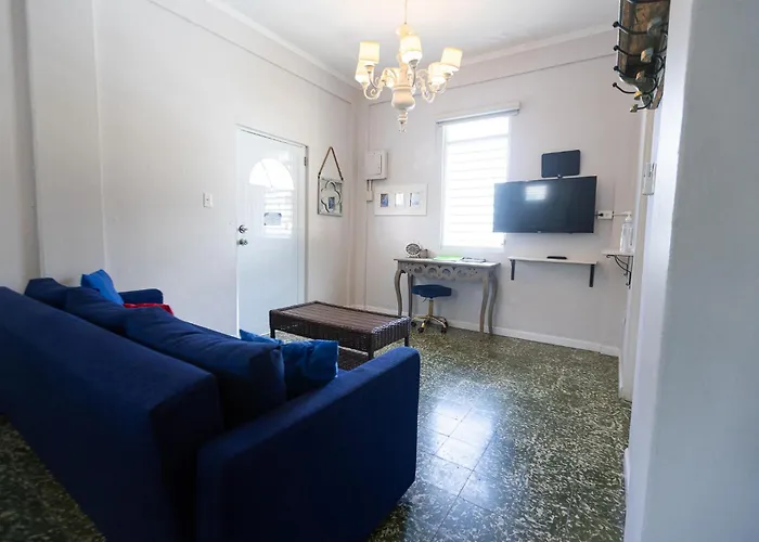 201-Vintage Modern Haven In The City, Near The Beach With Free Parking