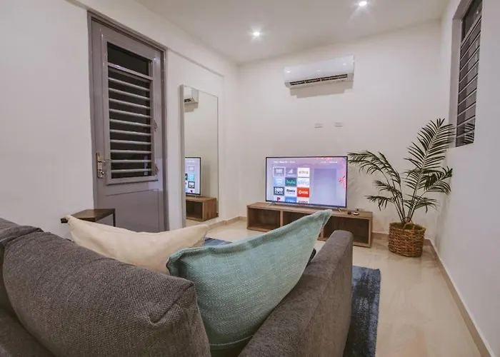 Two Bedroom Apt In Old Sj Five Min Walking From The Beach - Sevilla Court I