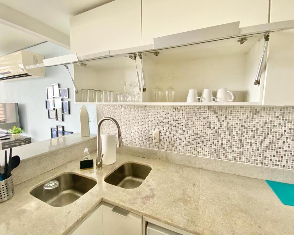 Kasa Brisa Marina - 1 Bed 1 Bath For 2 Ocean View Balcony Beachfront Pool Apartment *