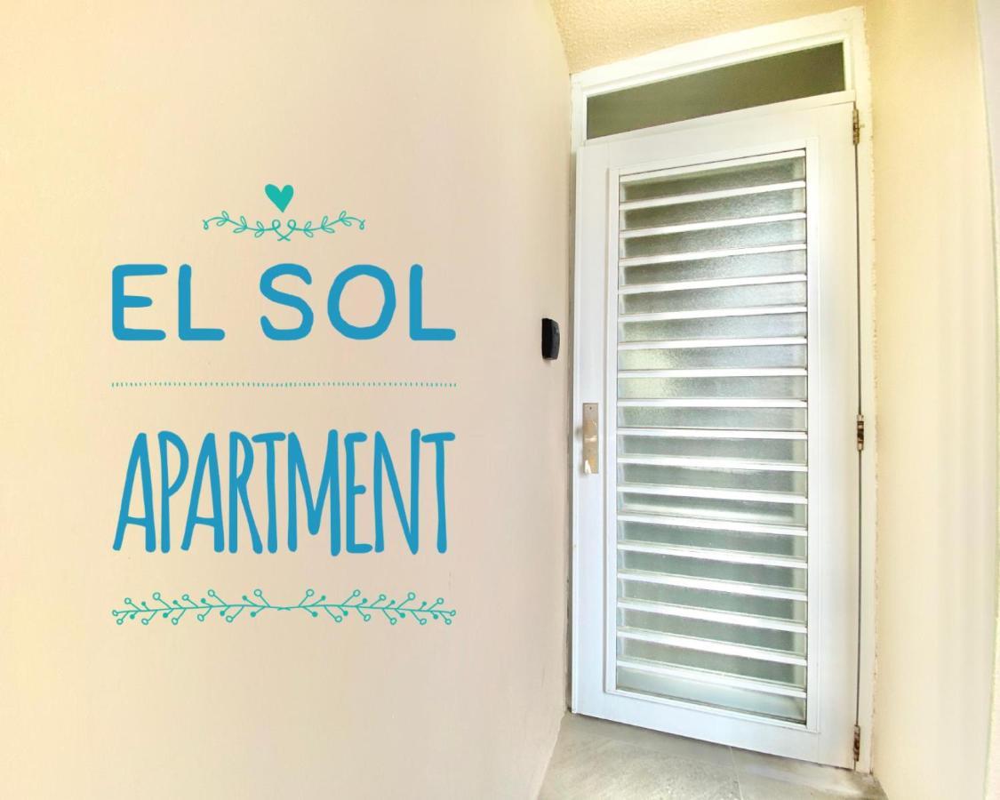 Apartment Kasa El Sol By The Sea With Pool And Parking