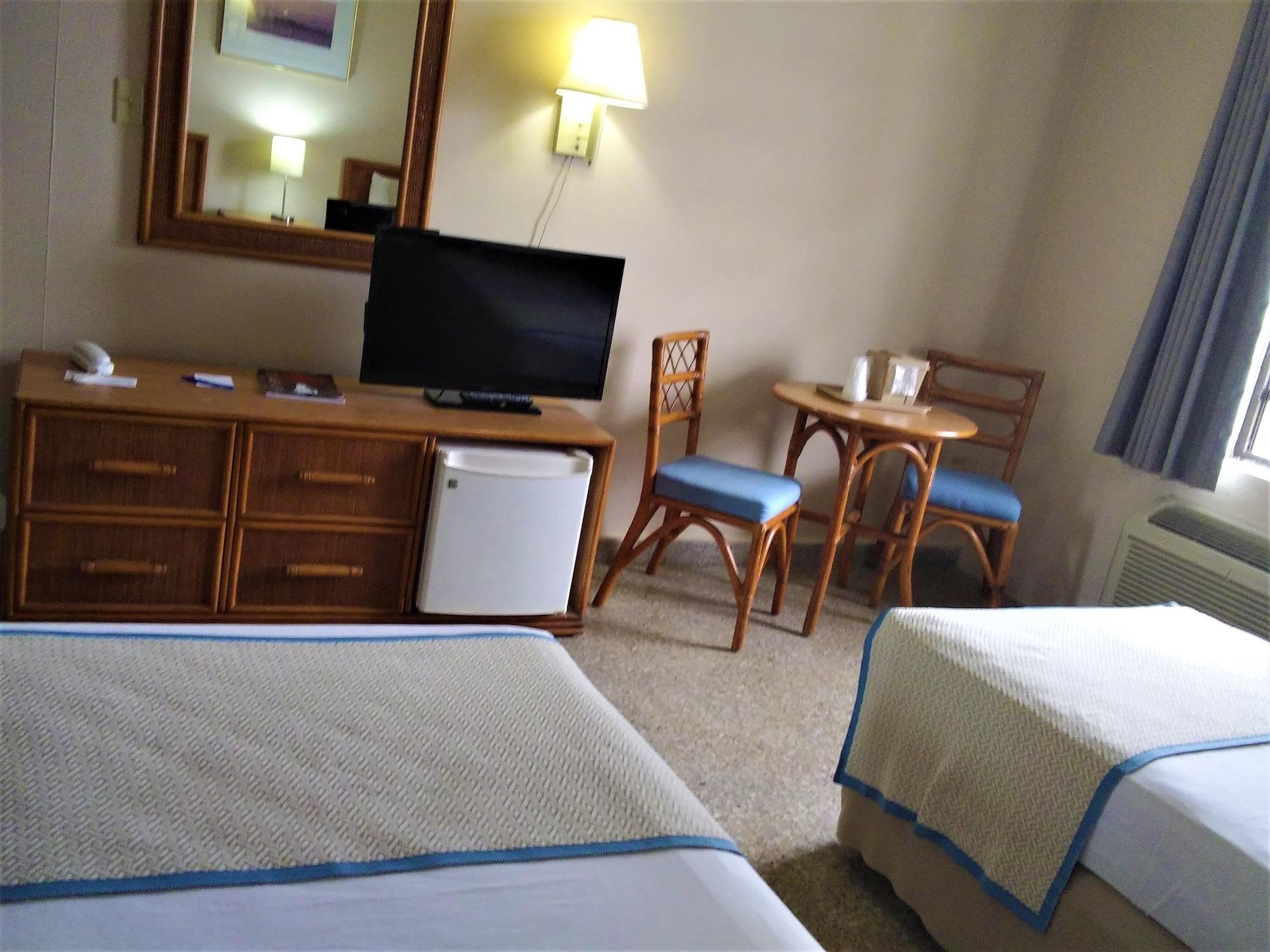 Hotel Canario Lagoon 3*
