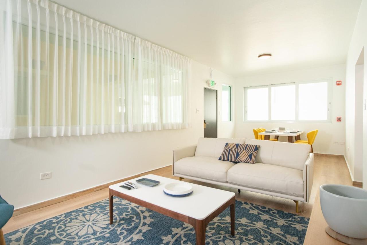 Casa Condado Residences & *
