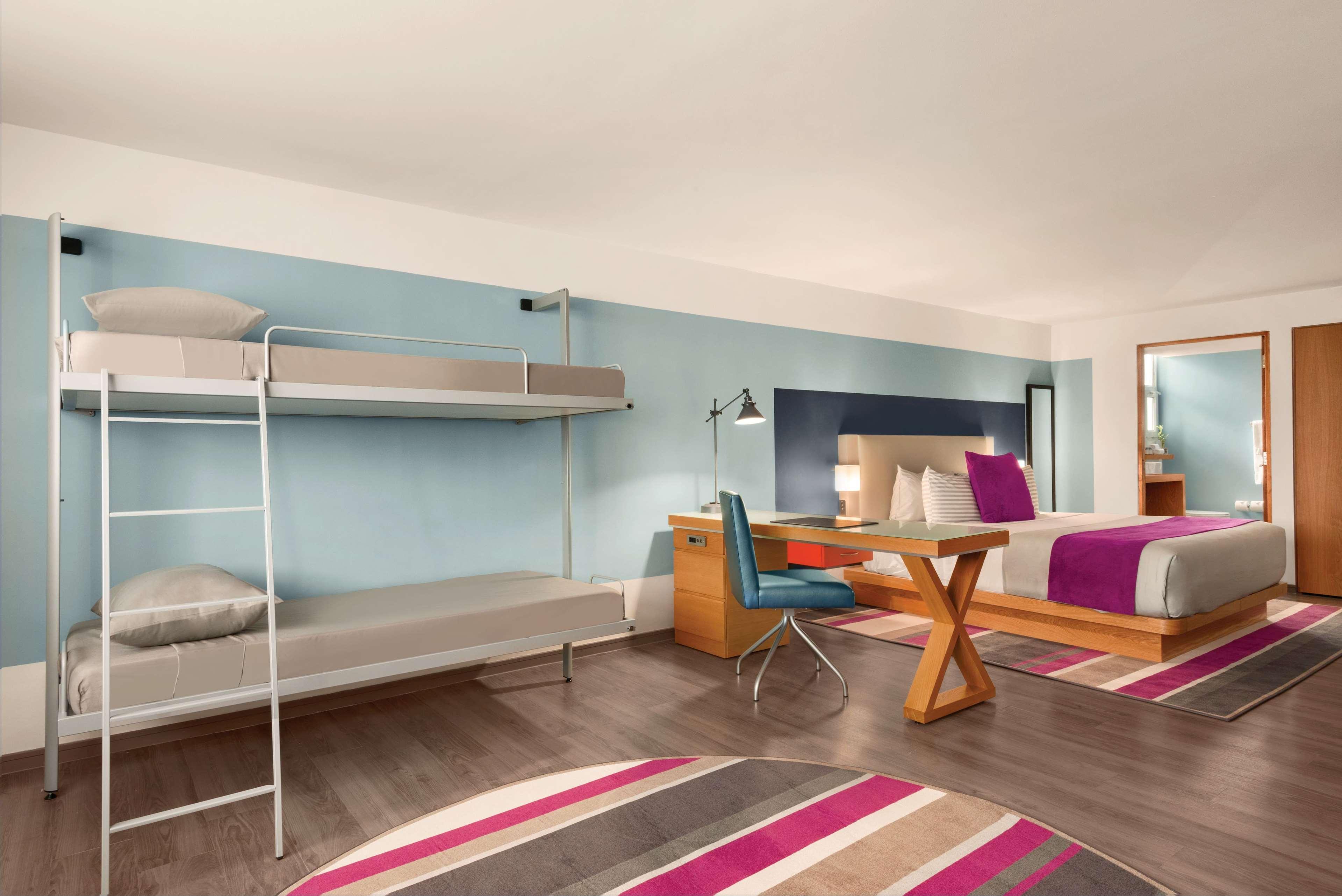Hotel Tryp By Wyndham Isla