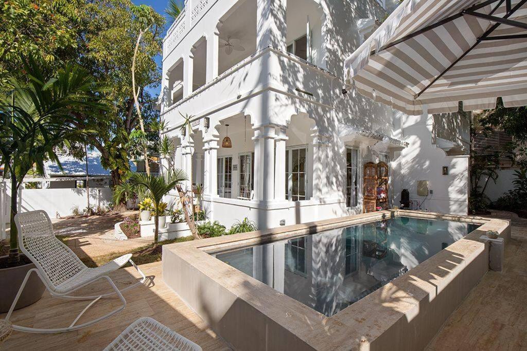 Bohemia - Gated Estate - 1 Of 2 *