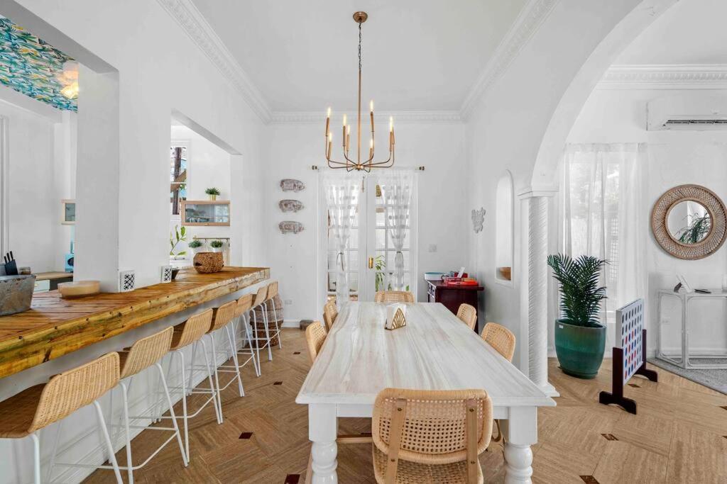 Villa Bohemia - Gated Estate - 1 Of 2 *