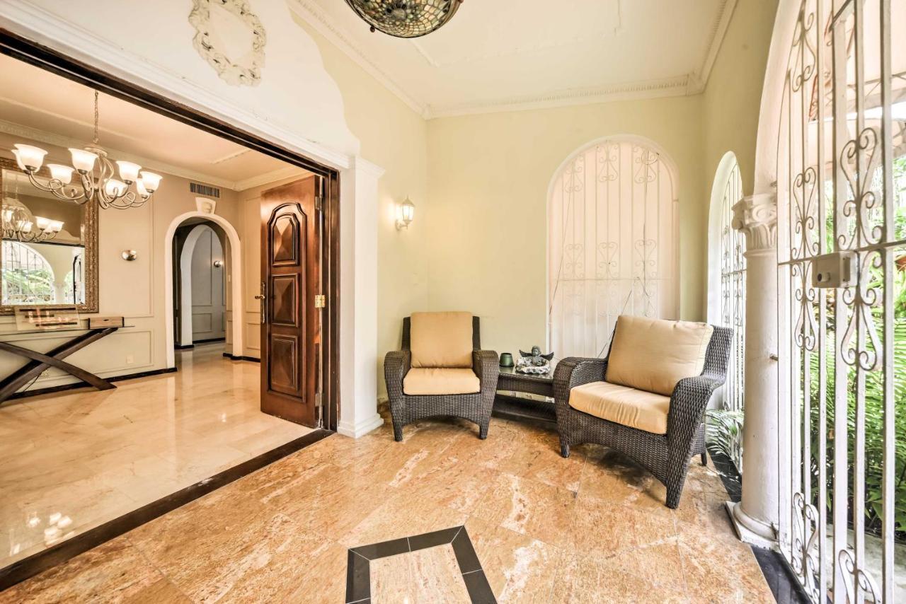 Luxurious With Pool - Walk To Beach! San Juan