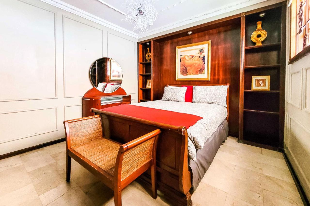 Luxurious With Pool - Walk To Beach! *