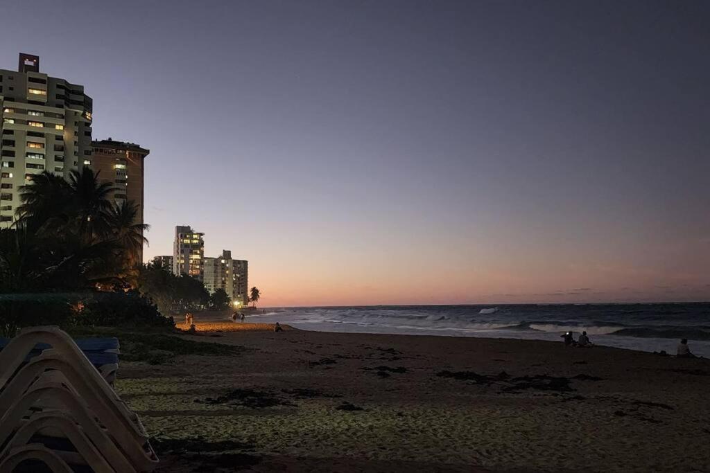 Majestic 2-bedroom Beachside * San Juan