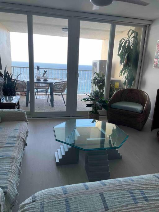 Apartment Vamos Pa La Playa! Ocean Front/high Floor *