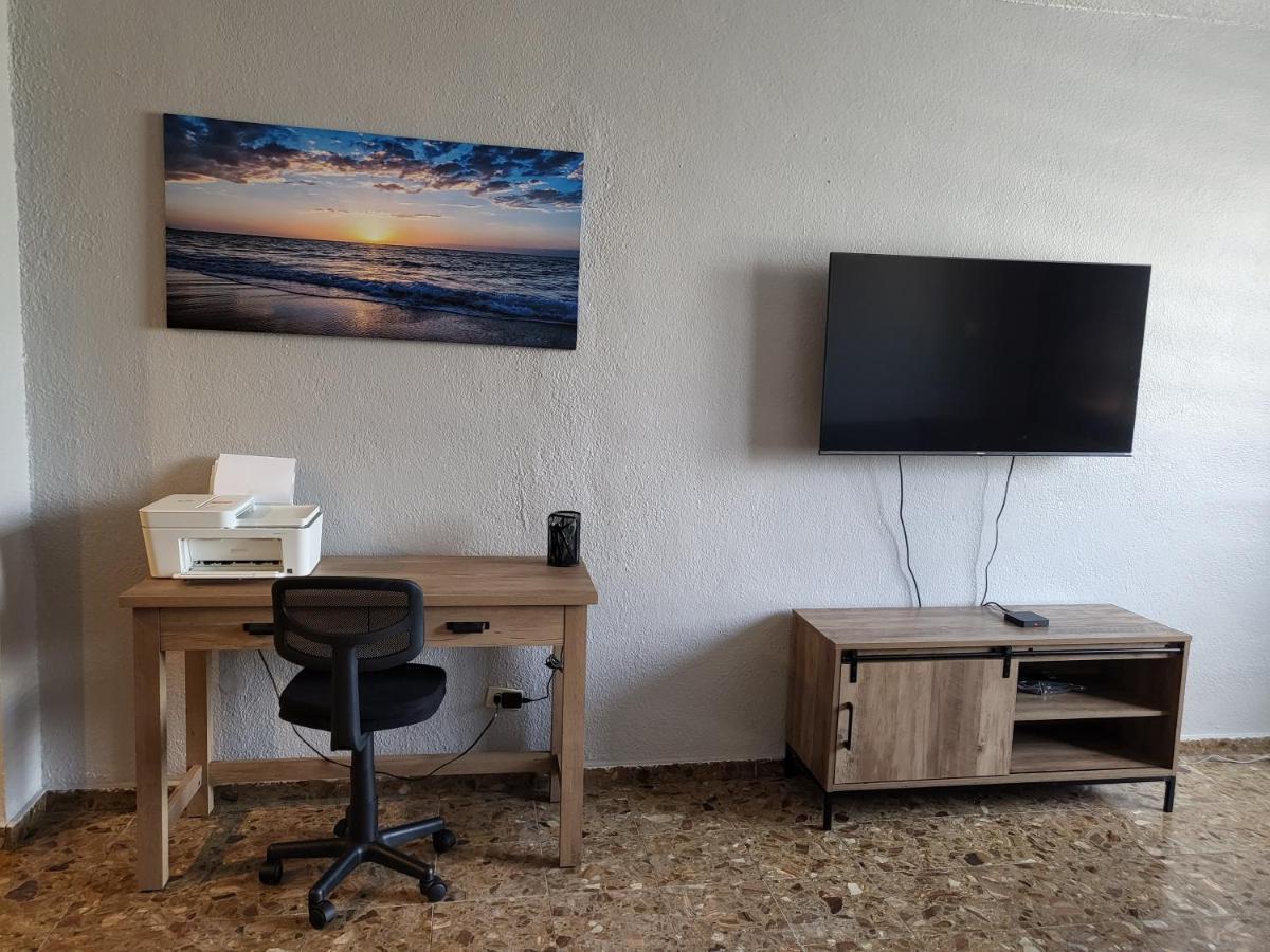Davinci 2-bedroom On The Beach, No Chores * San Juan