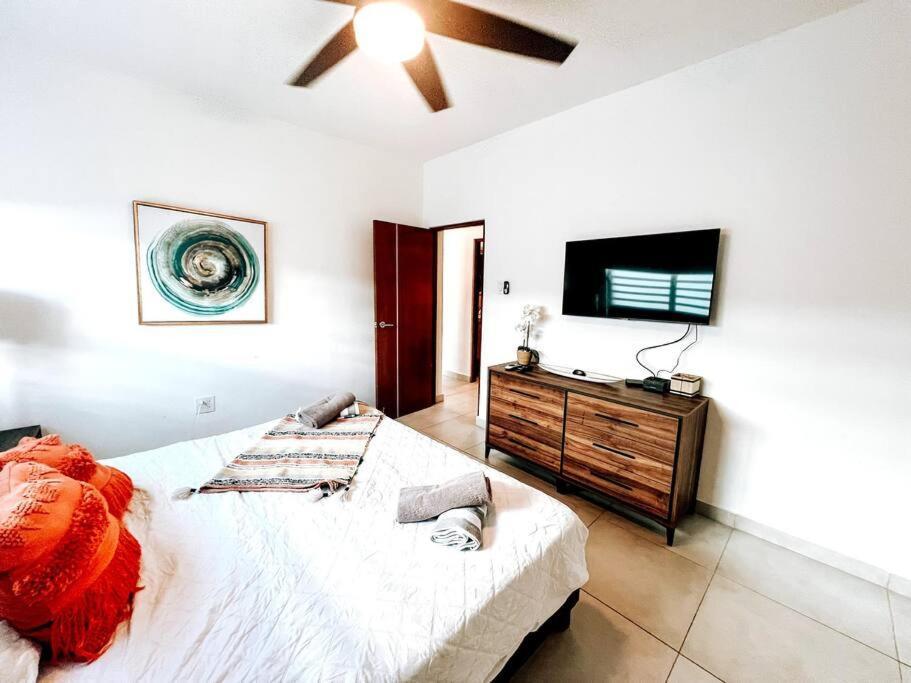 La Casona 1 Modern House Near Ocean Park Apartment