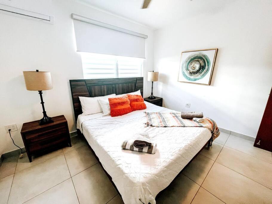 La Casona 1 Modern House Near Ocean Park Apartment
