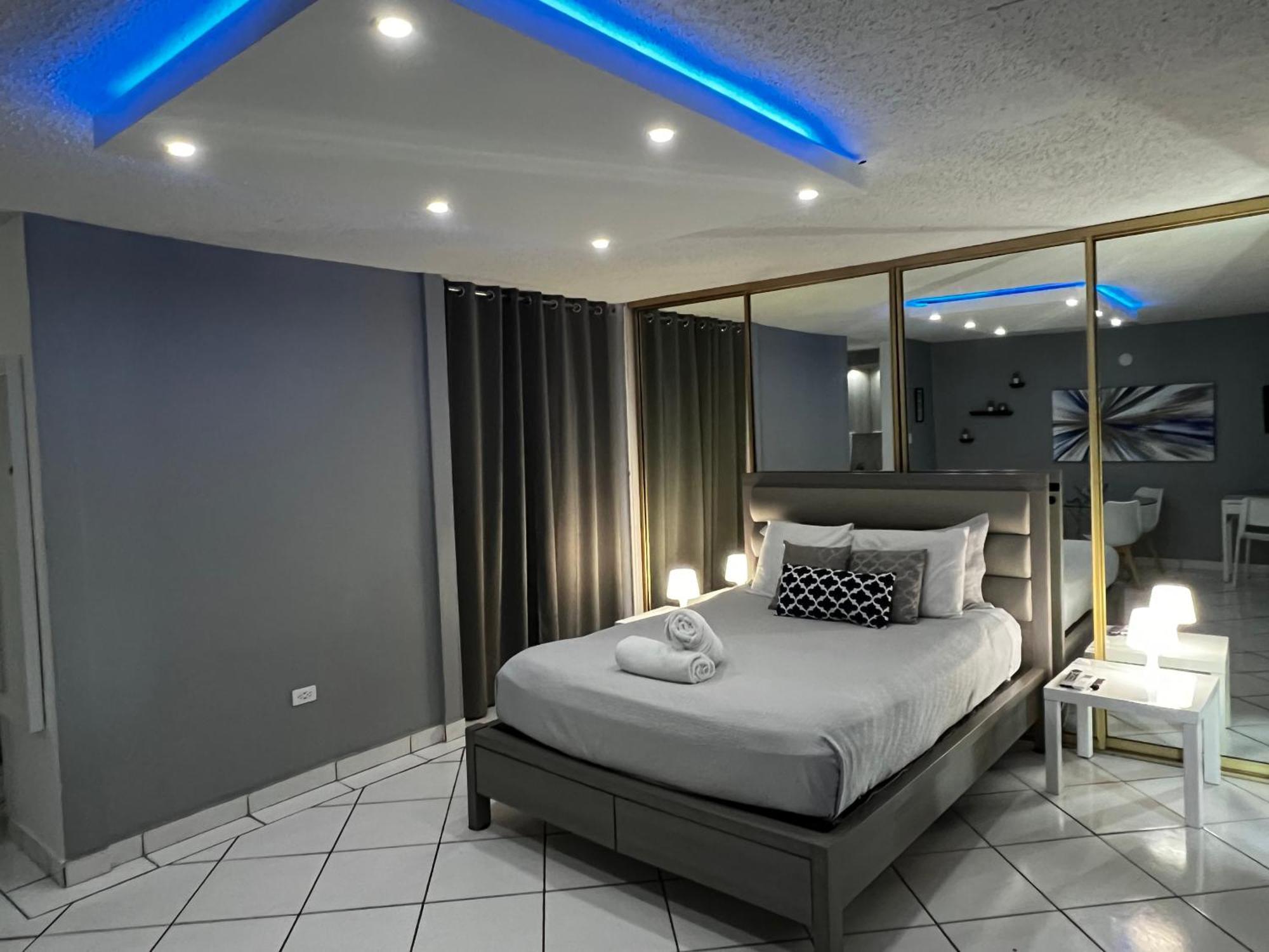 Isla Puerto Rico, One Queen Bed Apartment