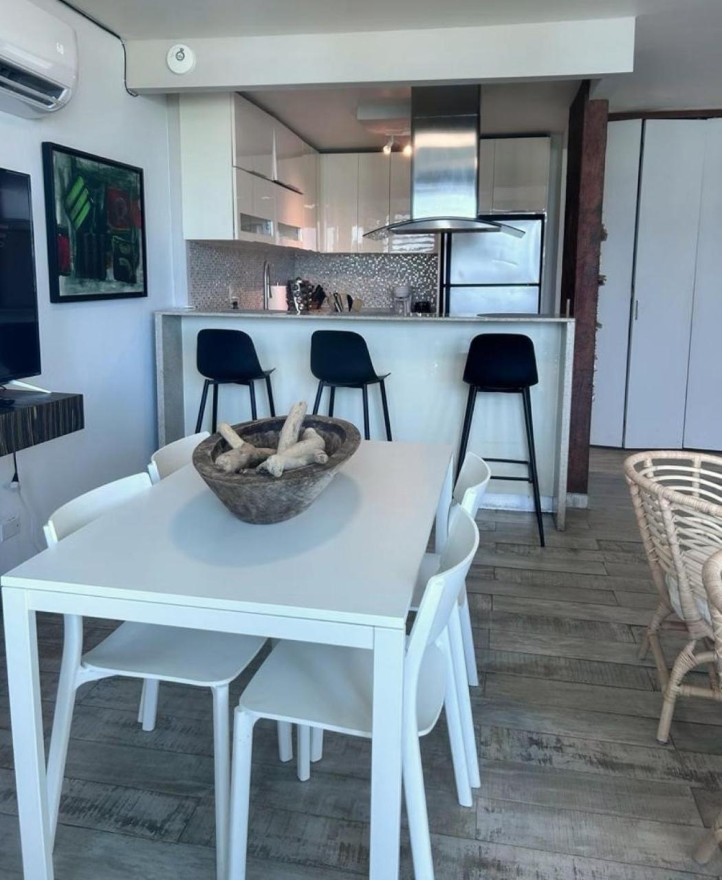 Kasa Brisa Marina - 1 Bed 1 Bath For 2 Ocean View Balcony Beachfront Pool Apartment *