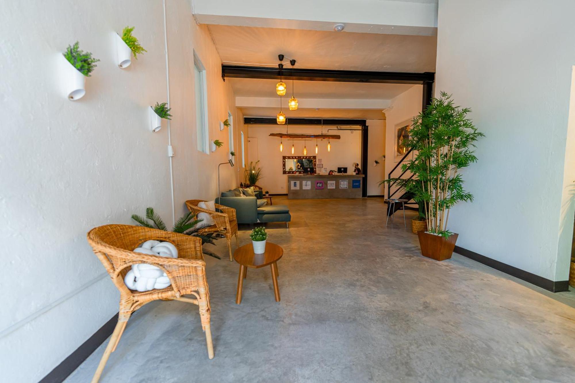 Juliette Digital Nomad Women Only San Juan