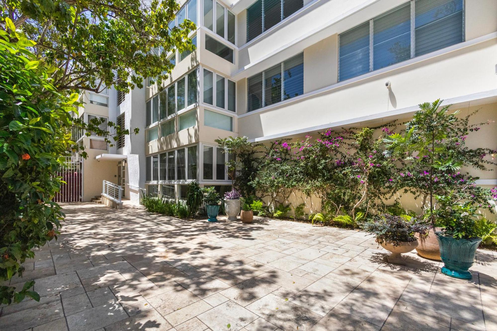 Hidden Gem In Miramar- Power Generator- Parking Apartment