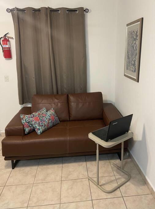 Sunny Breeze 2 Bed Airport And Beaches Are Close Apartment