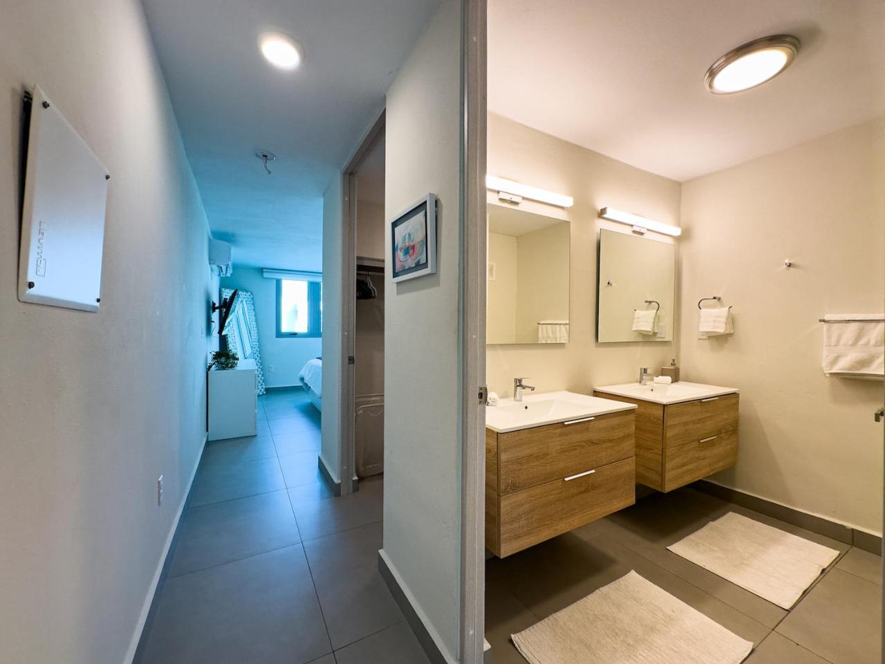 Luxury Apt - 2 Pools & Generator! San Juan