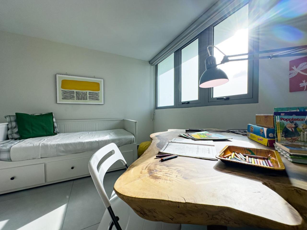 Apartment Luxury Apt - 2 Pools & Generator!