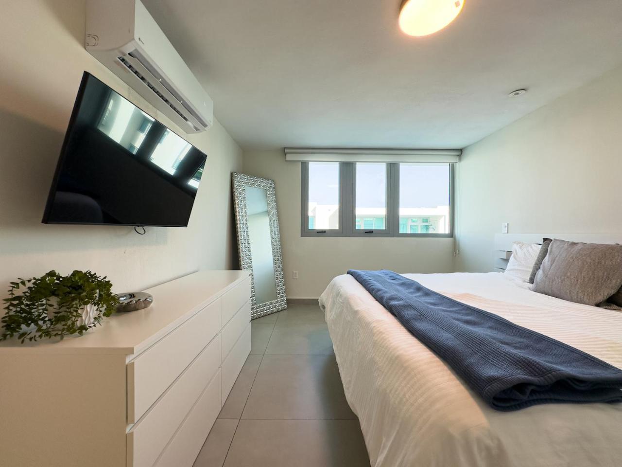Luxury Apt - 2 Pools & Generator! Apartment San Juan