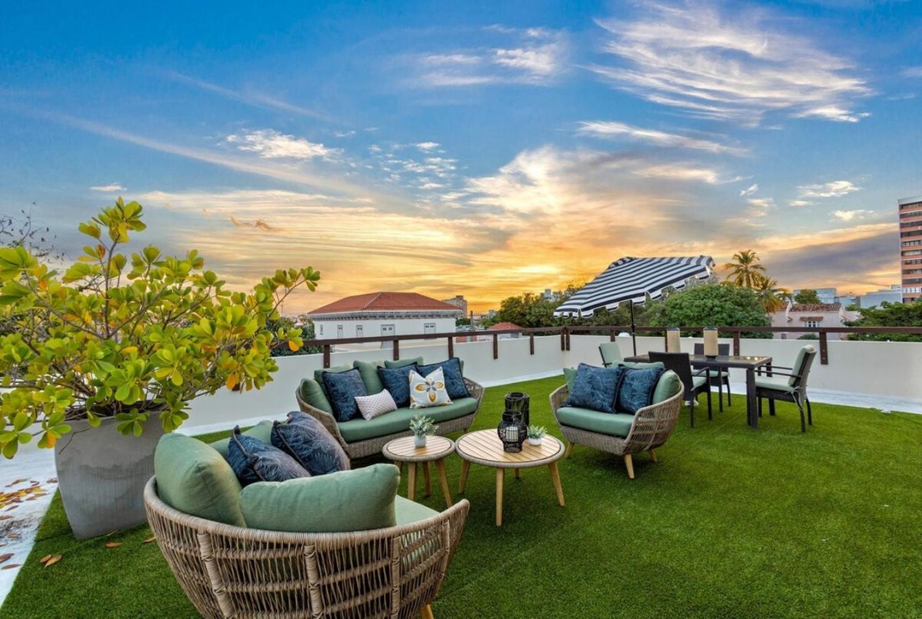 Hidden Gem In Miramar- Power Generator- Parking * San Juan