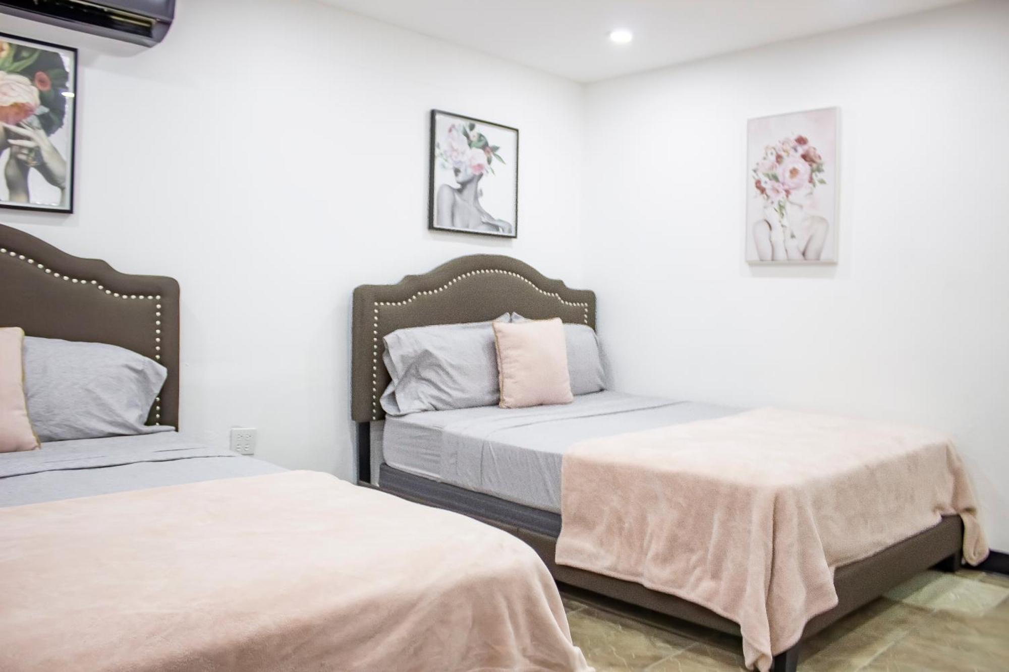 Apartment 3050 Place San Juan