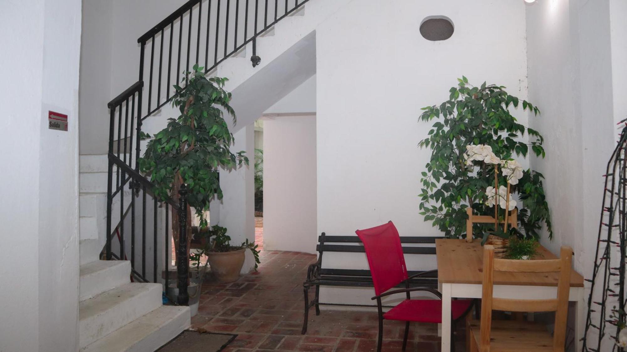 Apartment Old *