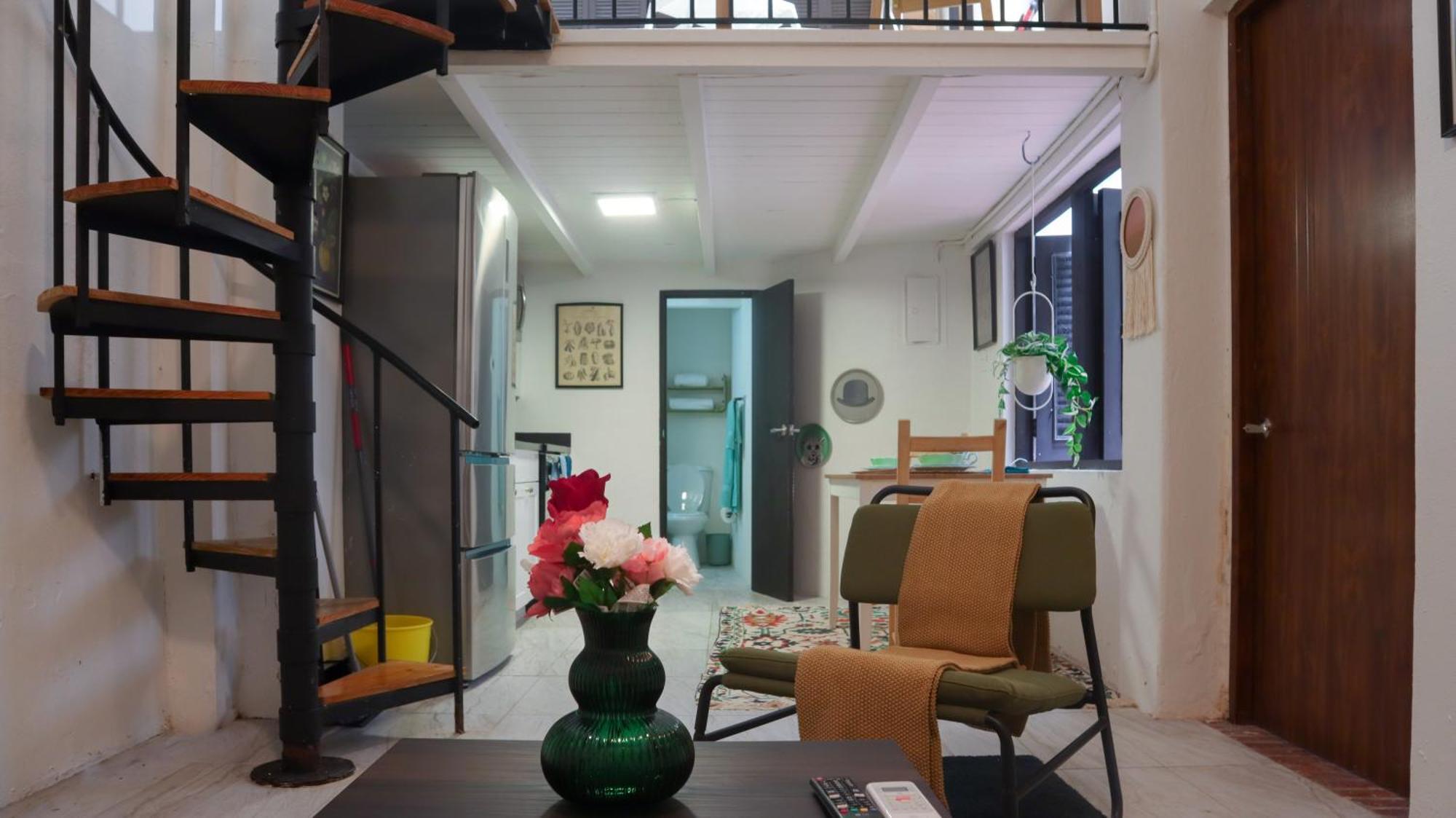 Old Apartment *